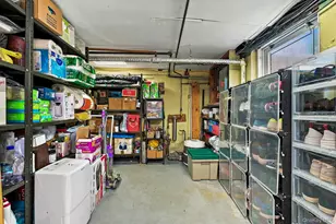 201 E Chester St, Valley Stream, NY 11580 - Photo 29