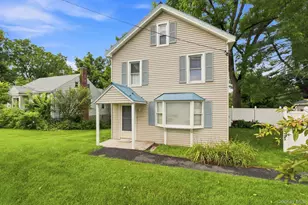 344 Broadway, Ulster Park, NY 12487 - Photo 7