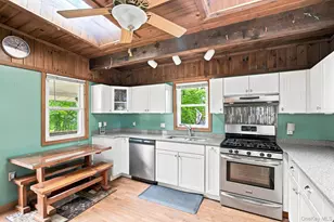 344 Broadway, Ulster Park, NY 12487 - Photo 19