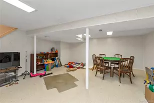 315 Cherry Pl, East Meadow, NY 11554 - Photo 11