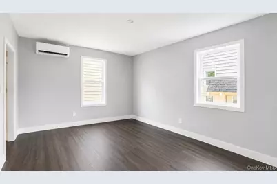 10754 125th Street, Richmond Hill, NY 11419 - Photo 5