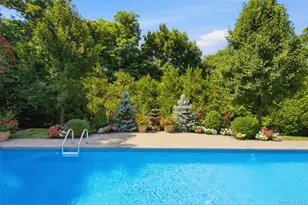 15 Brandywine Dr, East Setauket, NY 11733 - Photo 43
