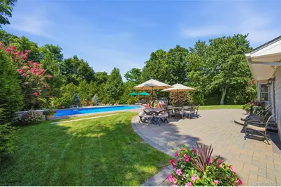 15 Brandywine Drive, East Setauket, NY 11733 - Photo 37