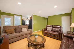 35 Hart St, Port Jefferson Station, NY 11776 - Photo 13