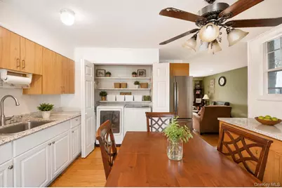 35 Hart Street, Port Jefferson Station, NY 11776 - Photo 17
