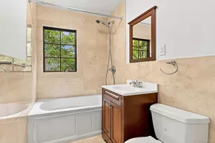 265 Old Mamaroneck Rd, White Plains, NY 10605 - Photo 29