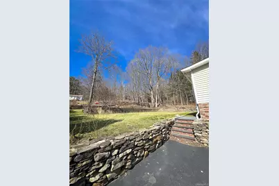 1850 Lakes Rd #A, Monroe, NY 10950 - Photo 9