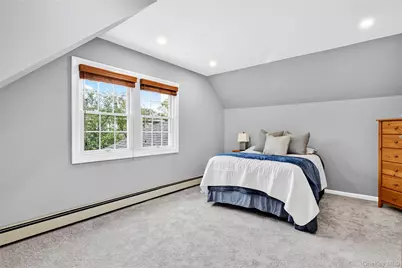 38 Laurel Street, Garden City, NY 11530 - Photo 19