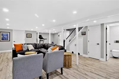 38 Laurel Street, Garden City, NY 11530 - Photo 21