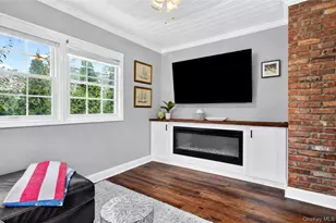 38 Laurel St, Garden City, NY 11530 - Photo 11