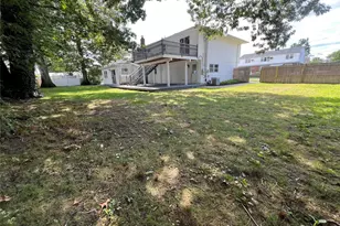 226 14th Ave, West Babylon, NY 11704 - Photo 5