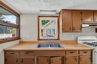 293 Highland Ave Extension, Middletown, NY 10940 - Photo 11