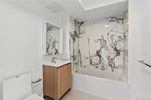 1 Lyon Pl, White Plains, NY 10601 - Photo 7