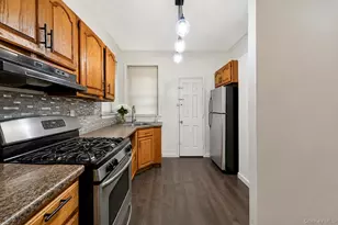 212 Edwards Pl, Yonkers, NY 10703 - Photo 19