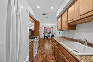 21 Alhambra Dr, Oceanside, NY 11572 - Photo 11