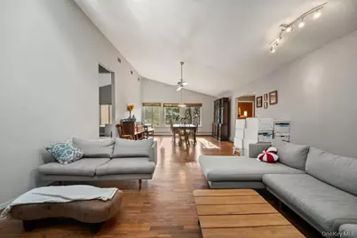 103 Waters Edge, Congers, NY 10920 - Photo 5