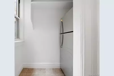 3633 Greystone Avenue, Bronx, NY 10463 - Photo 11