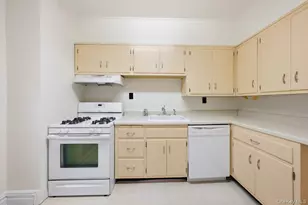 3633 Greystone Ave, Bronx, NY 10463 - Photo 21