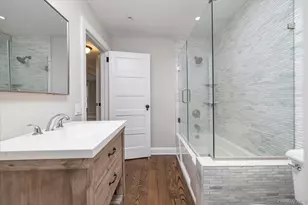 42 Woodland Ave, Rockville Centre, NY 11570 - Photo 11