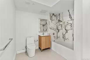 1 Lyon Pl, White Plains, NY 10601 - Photo 7