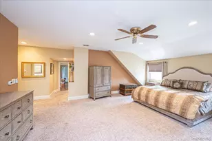 34 Albemarle Rd, Westbury, NY 11590 - Photo 35