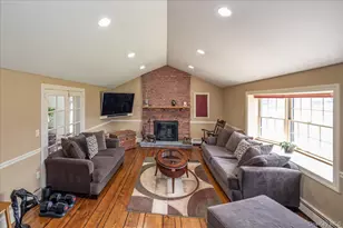 34 Albemarle Rd, Westbury, NY 11590 - Photo 21