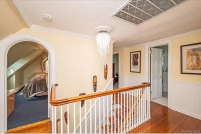 34 Albemarle Road, Westbury, NY 11590 - Photo 27