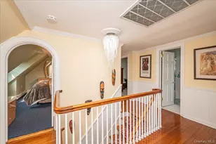 34 Albemarle Rd, Westbury, NY 11590 - Photo 27