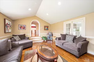 34 Albemarle Rd, Westbury, NY 11590 - Photo 23