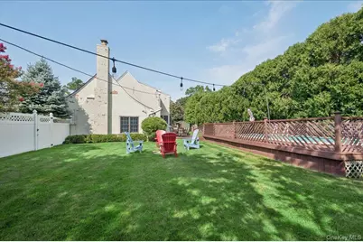 34 Albemarle Road, Westbury, NY 11590 - Photo 47