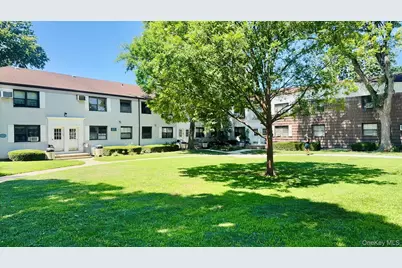 137-29 68th Drive #A, Flushing, NY 11367 - Photo 1