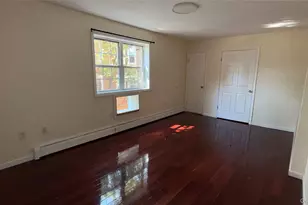 25-08 81st St, East Elmhurst, NY 11370 - Photo 3