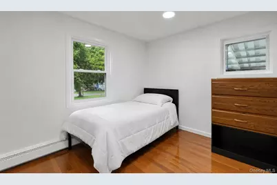 116 E Booker Avenue, Wyandanch, NY 11798 - Photo 11