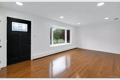 116 E Booker Avenue, Wyandanch, NY 11798 - Photo 7