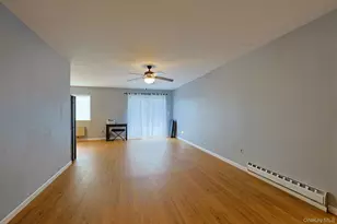 25 Village Park Dr, Fishkill, NY 12524 - Photo 9