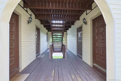 25 Village Park Drive #2F, Fishkill, NY 12524 - Photo 17