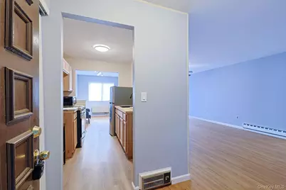 25 Village Park Drive #2F, Fishkill, NY 12524 - Photo 19