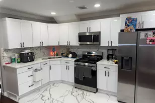 19-32 21st Dr, Astoria, NY 11105 - Photo 3
