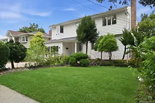 701 Hoover St, North Bellmore, NY 11710 - Photo 3