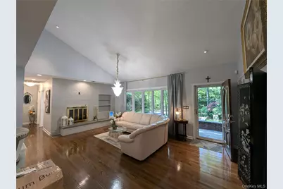 28 Brookfield Road, Northport, NY 11768 - Photo 13