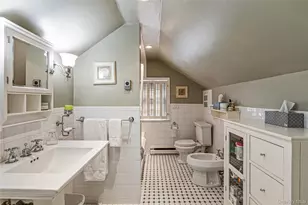 84 Bayville Rd, Locust Valley, NY 11560 - Photo 15