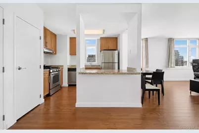 40-26 College Point Boulevard #16F, Flushing, NY 11354 - Photo 5