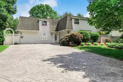 17 Sundial Lane, Bellport, NY 11713 - Photo 1