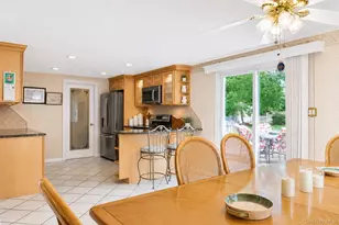 17 Sundial Ln, Bellport, NY 11713 - Photo 7