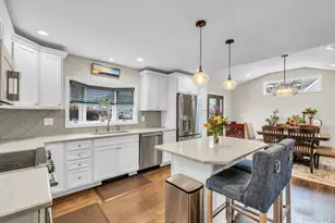 42 Dock Ln, Wantagh, NY 11793 - Photo 7