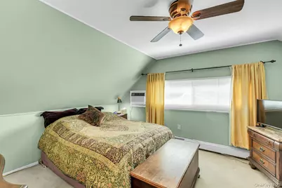 42 Dock Lane, Wantagh, NY 11793 - Photo 17