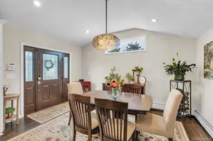 42 Dock Ln, Wantagh, NY 11793 - Photo 5