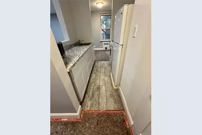 2385 Barker Avenue #2B, Bronx, NY 10467 - Photo 1