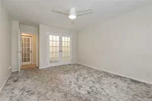 185 Middle Neck S, Great Neck, NY 11021 - Photo 15