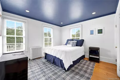 129 Bayview Avenue, Amityville, NY 11701 - Photo 29